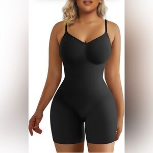 NWT S/M Seamless Black Sculpting Bodysuit with Adjustable Straps